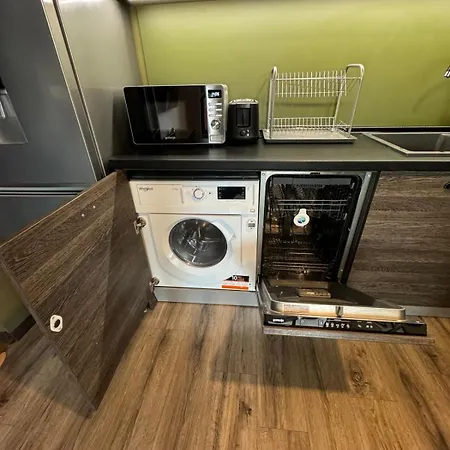 דירה Lovely 1 Bedroom In The Heart Of