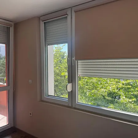 Lovely 1 Bedroom In The Heart Of *